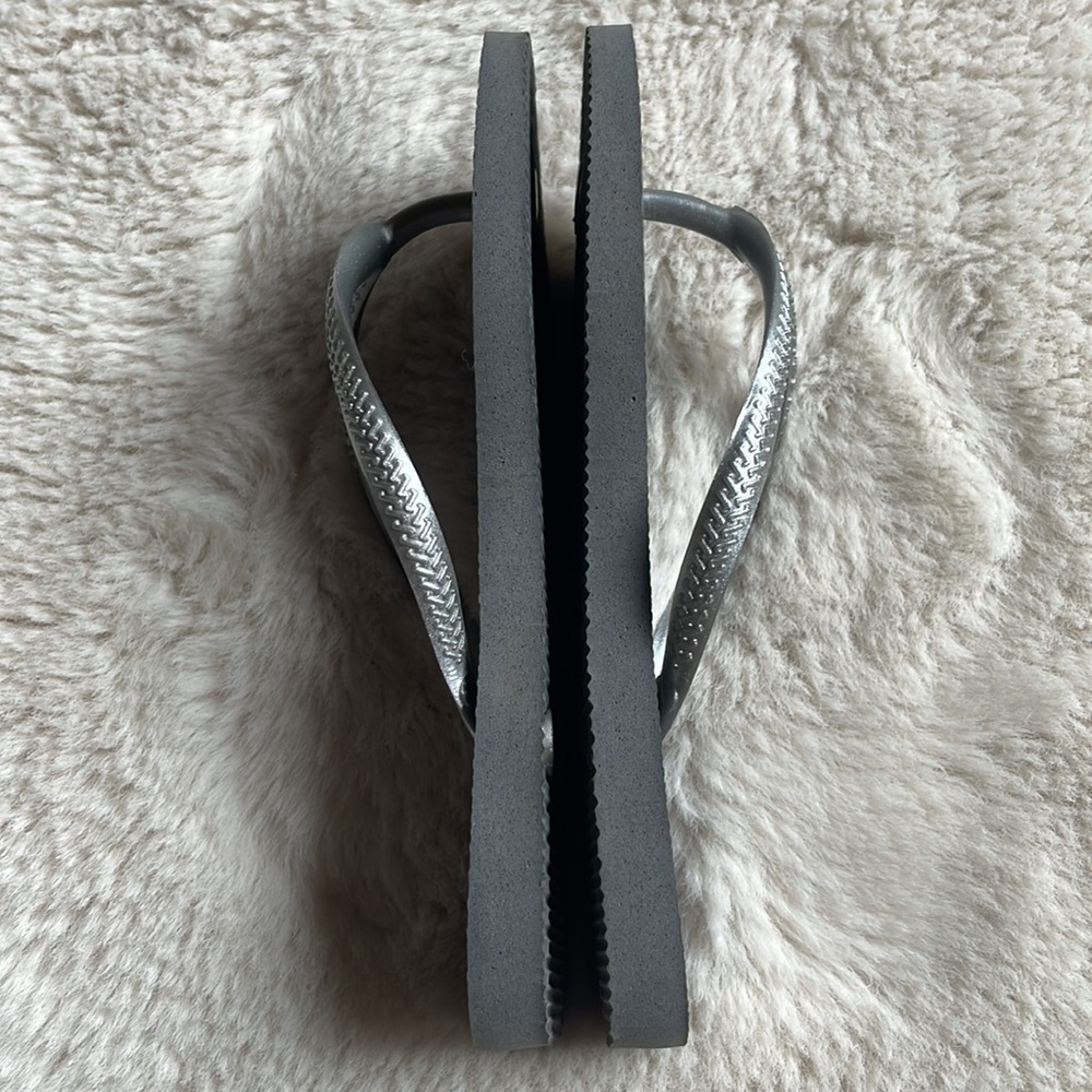 Havaianas | Silver Gray Flip Flops | 13C / 1Y - Picture 8 of 10